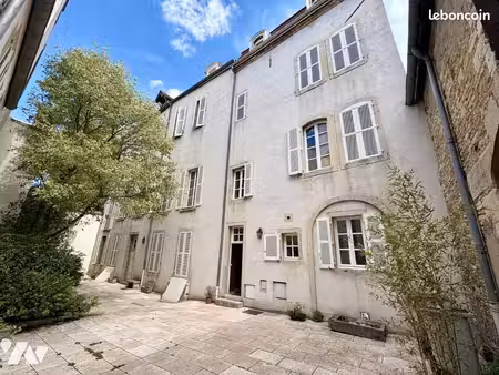 appartement 4 pièces 87 m²