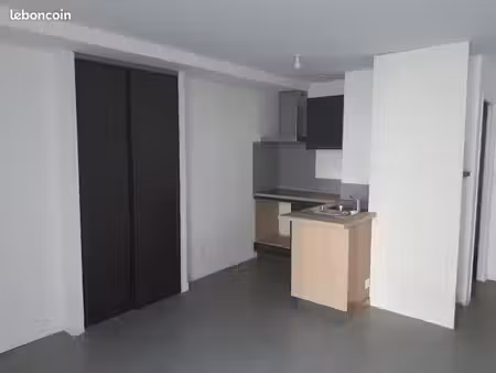 studio 28 m²