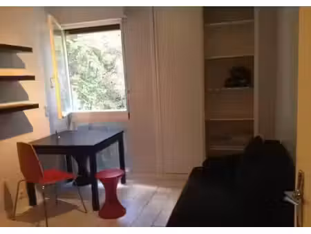 location meublée appartement 1 pièce 15 m² à marseille 8ème (13008)  560 €