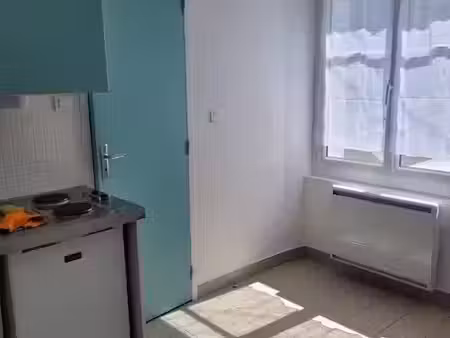 location appartement 1 pièce 21 m² à nantes (44000)  580 €