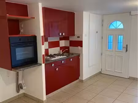 studio meublé f1 de 27m2 dans une maison privée