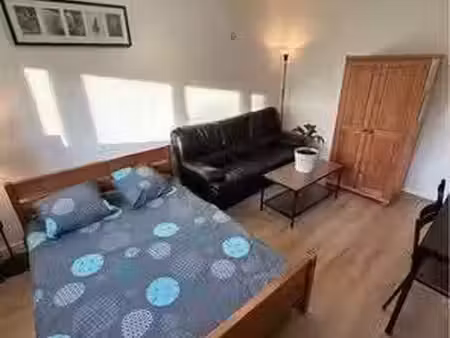 location meublée appartement 2 pièces 42 m² à ris-orangis (91130)  570 €