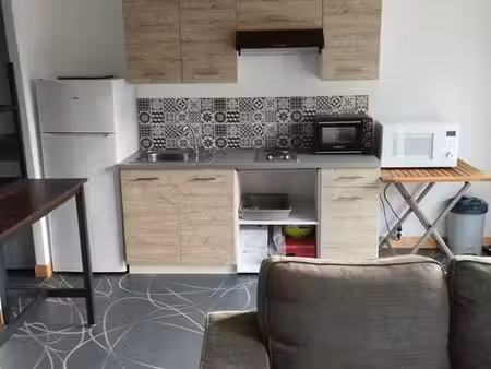 a louer studio 27m² meublé & climatisé