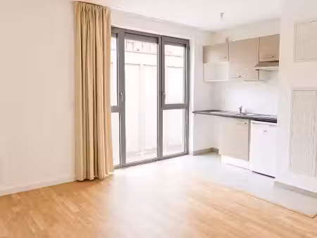 studio 1 pièce 23 m²