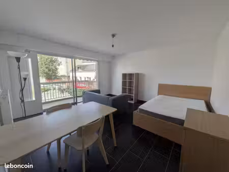 location appart t1 meublé 32m² laval