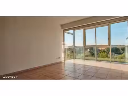 appartement t2 49m2