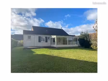 maison 4 pièces 80 m²