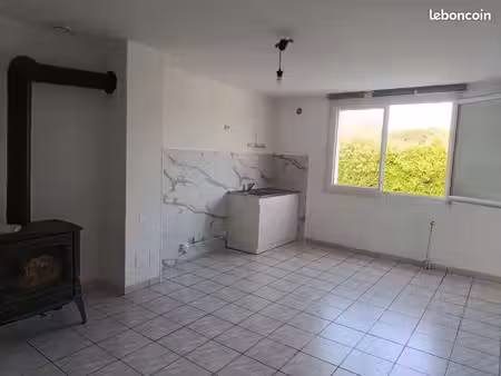 appartement 3 pièces 77 m²