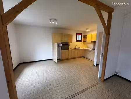 appartement t3 à louer à thônes – 63 m²