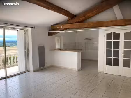 maison t4 spacieuse à la campagne avec trés belle vue