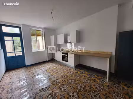 maison t4 de 85m2 avec jardin de 100m2 -hyper centre nérac - parking gratuit