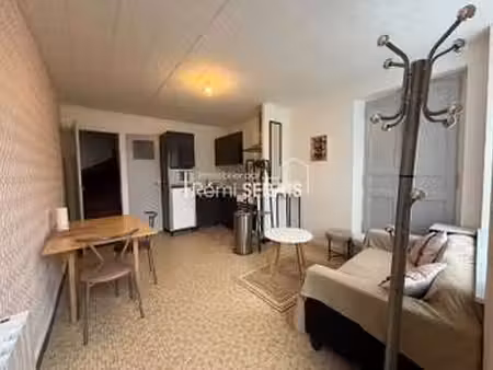 location appartement 2 pièces meublé à conde-sur-noireau (14110) : à louer 2 pièces meublé
