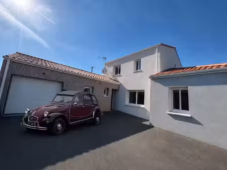 oudon maison en village sur 5000m2 de terrain