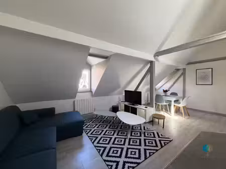 beau 2 pièces meublé de 32  38m² sur la commune de bischheim