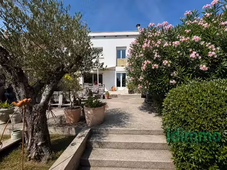 belle maison en bon etat general de 104 m2 sur un terrain cl