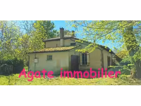 maison en pierre a renover avec grand terrain