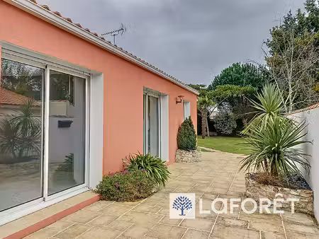 maison sallertaine 5 pièce(s) 120 m2