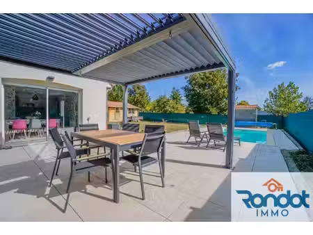 maison 10 pièces / 7 chambres / 145 m2 / 700 m2 terrain avec