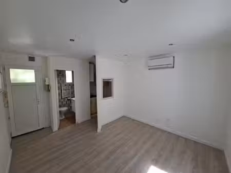 location studio montpellier pres d'arènes