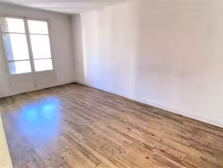 location appartement 3 pièces  50.76m²  nice