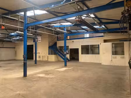 vente entrepôt 550m²