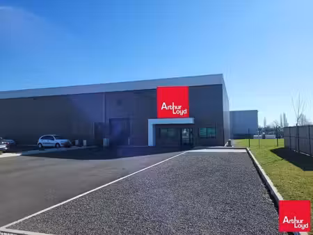 location entrepôt spay 72700 385m²