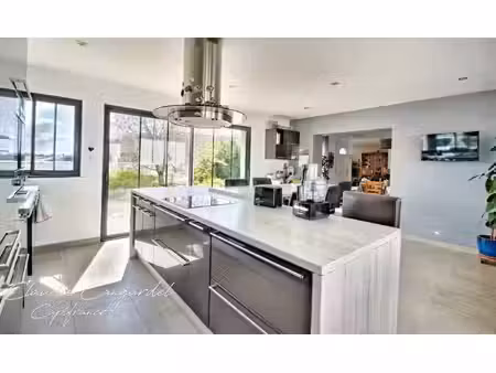 maison à vendre la jarne 5 pièce(s) 151m2 353 000€