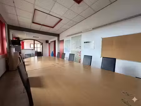vente immeuble 650 m² à loudeac (22600)  370 000 €