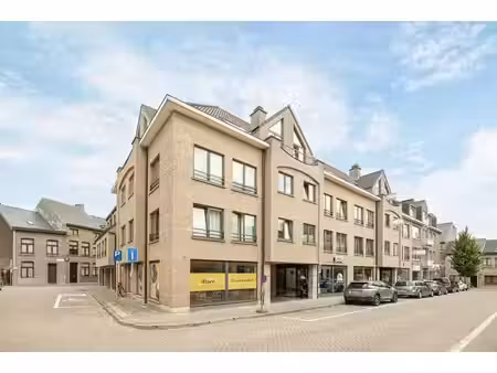 verhuurd handelspand met garagebox