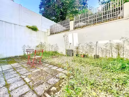 chatelain - superbe meuble 1 chambre + terrasse