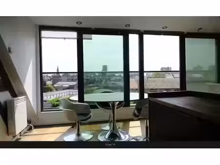 appartement 2 chambre   rénové à 100% 100 m2  à liège 