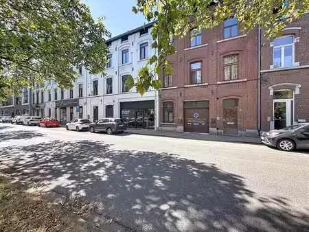 verviers – commerce 80 m² avec gde. vitrine sur axe passant