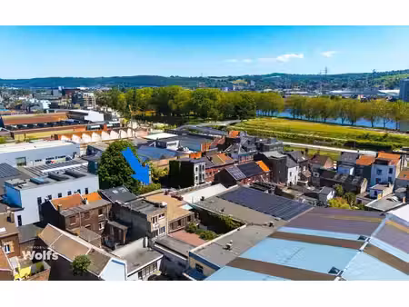 immeuble sur + de 450 m² avec ateliers/stockage et loft !
