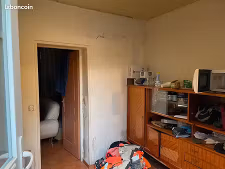 appartement t2 à rénover à vendre à lagny sur marne