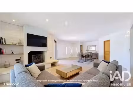 villa 5 pièces 139 m²