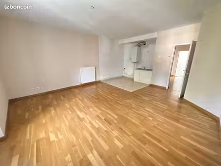 appartement 4 pièces 82 m²