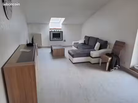charmant t3 meublé  lumineux et prêt à vivre