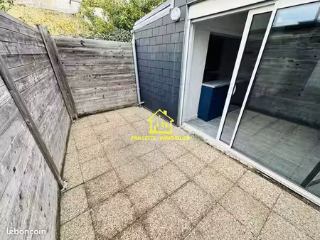 loft 2 pièces 65 m²