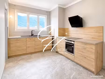 appartement 4 pièces 114 m²
