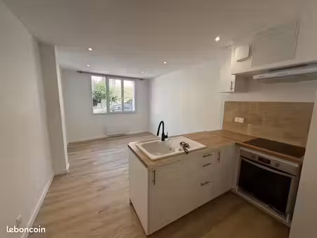 charmant appartement t2 neuf au rdc + jardin clos privatif 30m²