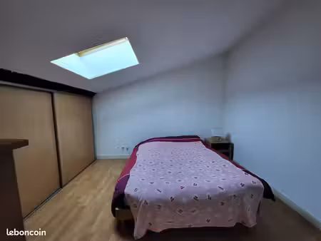 t2 bis meublé 57 m² avec garage – 1er étage – lunel