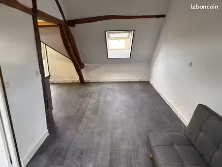 loue studio meublé