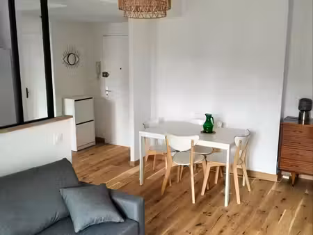 appartement t2 meublé de 40 m2  côte pavée