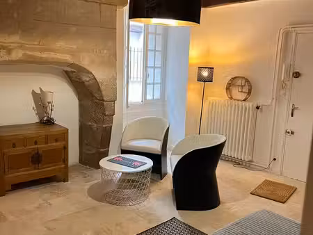location t2 meublé - centre historique tours