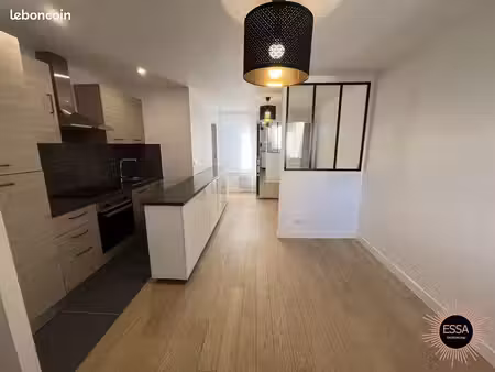studio 1 pièce 24 m²