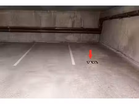 parking privé à louer sur dax
