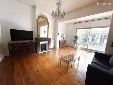 maison 7 pièces 161 m²