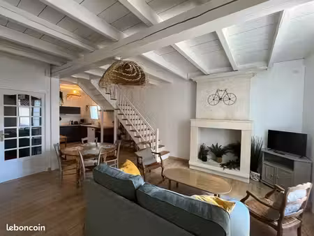 maison de ville meublée 100 m2