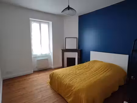 maison de ville meublée jardin public