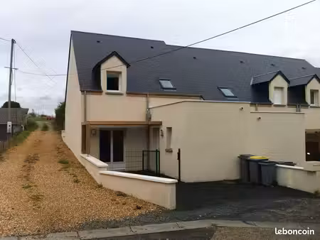 a louer maison type maison de ville type 5 montlouis sur loire